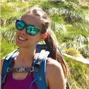 Si sostengono lezioni private a partire dalle scuole medie per materie scientifiche; chimica per le università.